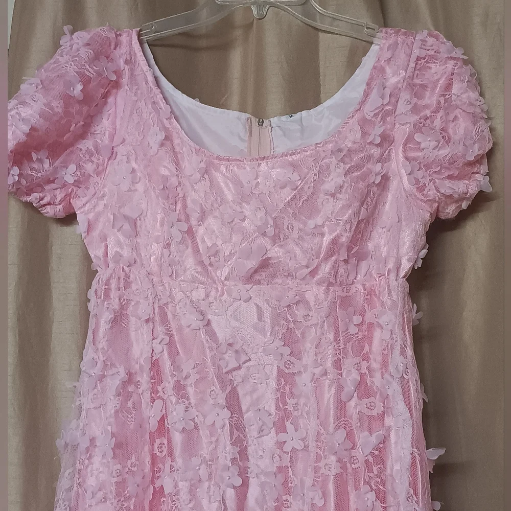 Elegant Pink Maxi Dress - Picture 5 of 8